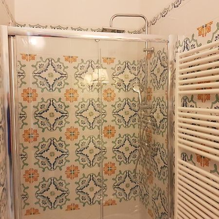 Relais Carlo V - Palazzo Storico Bed & Breakfast Gallipoli Luaran gambar