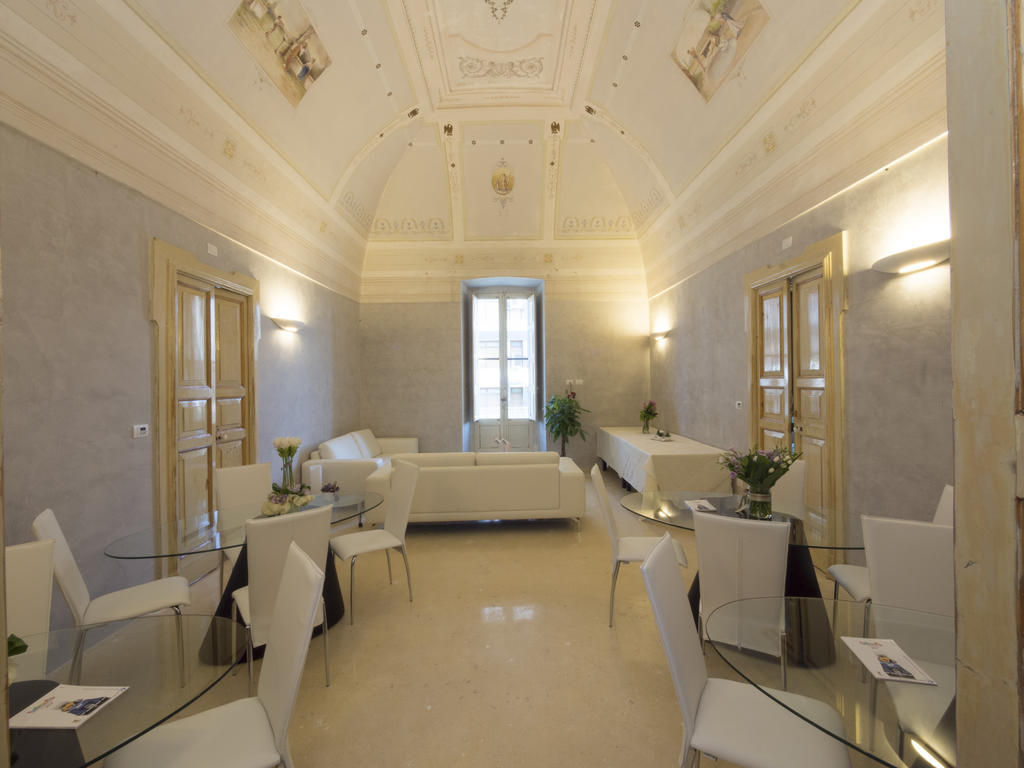 Relais Carlo V - Palazzo Storico Bed & Breakfast Gallipoli Luaran gambar
