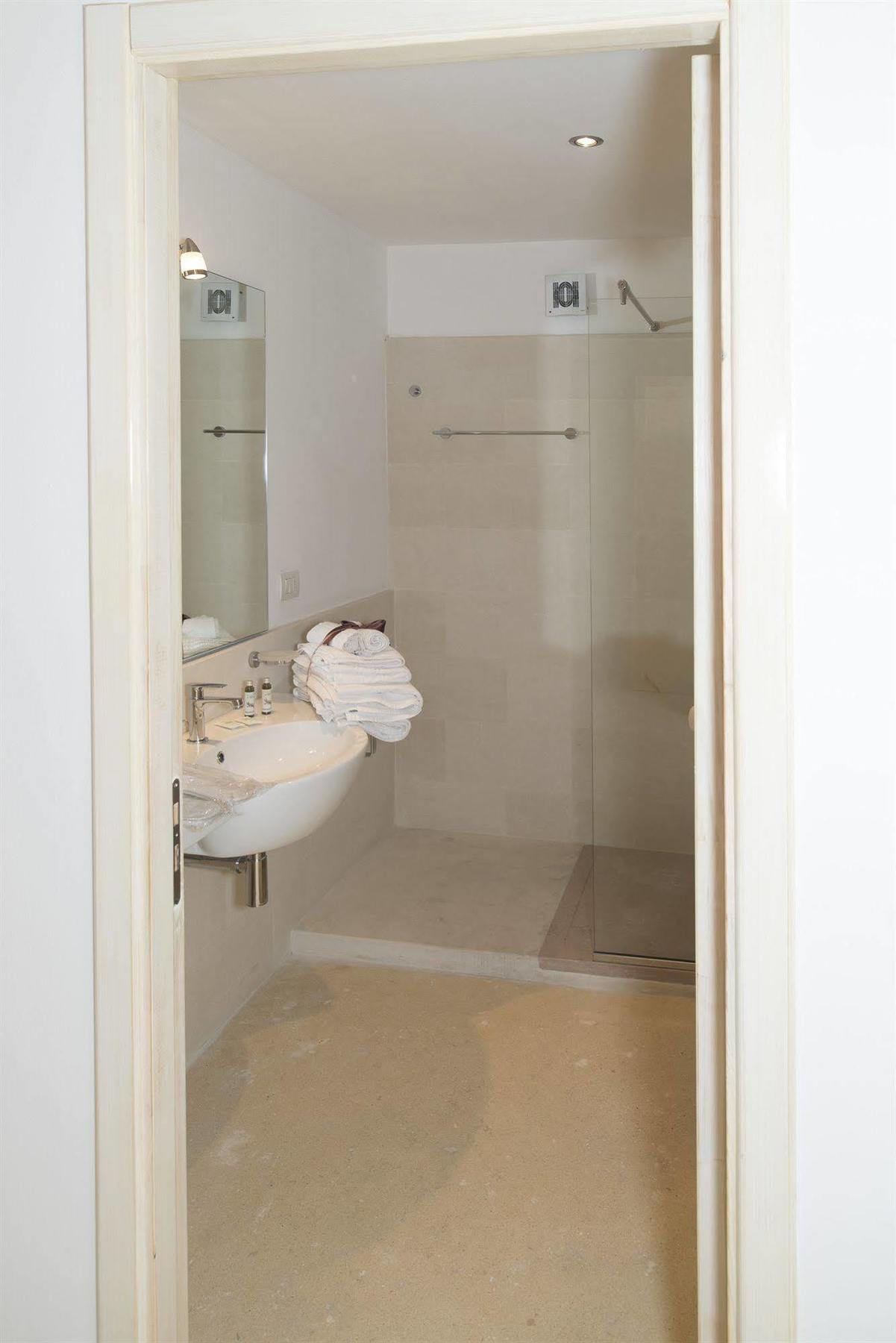 Relais Carlo V - Palazzo Storico Bed & Breakfast Gallipoli Luaran gambar