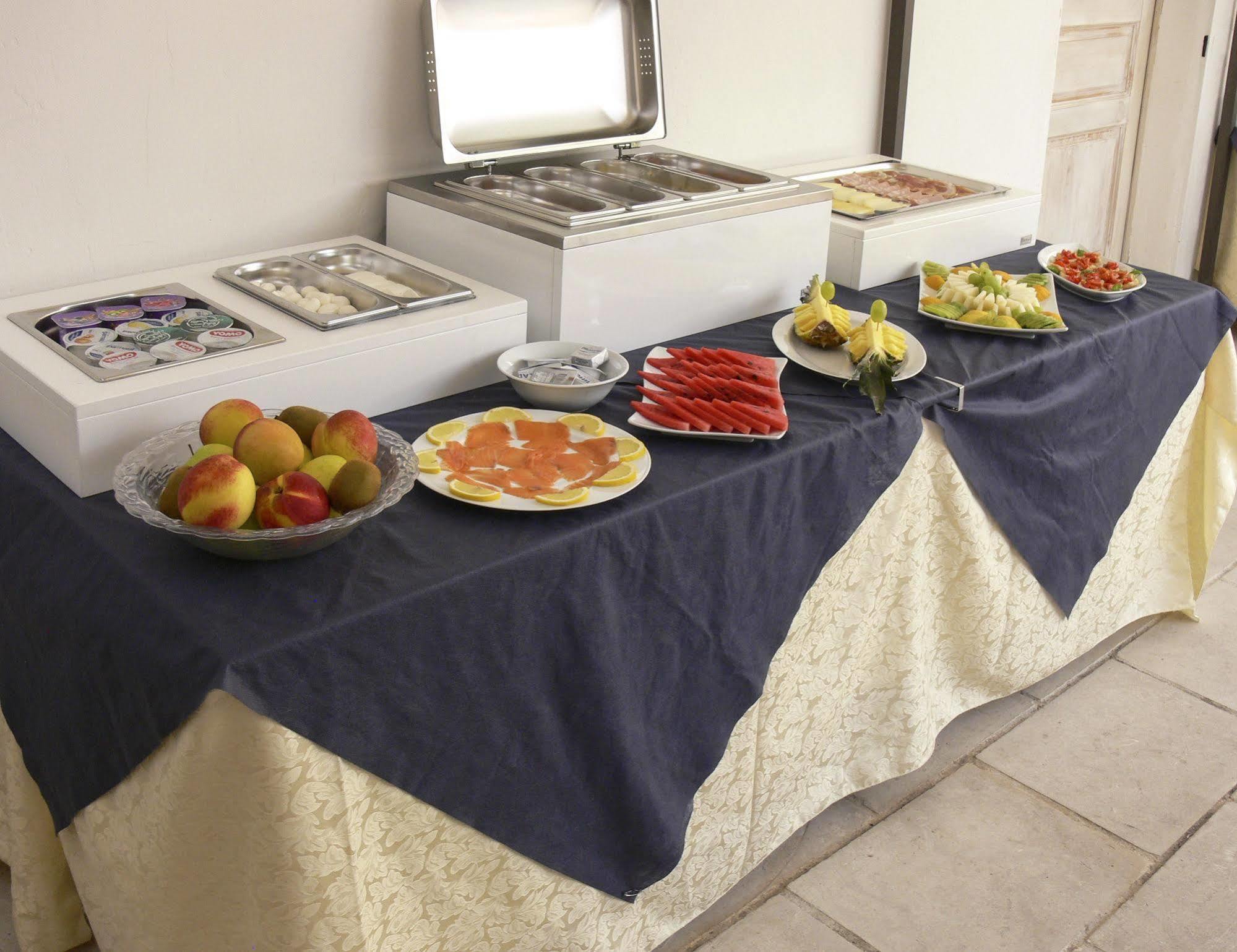 Relais Carlo V - Palazzo Storico Bed & Breakfast Gallipoli Luaran gambar