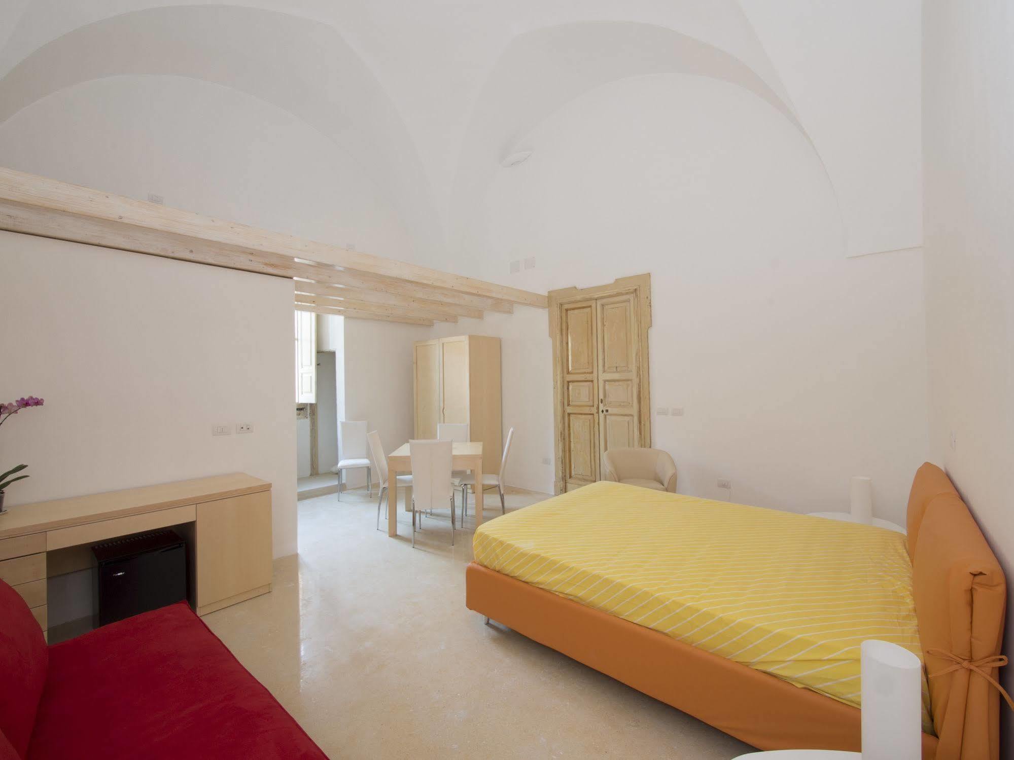 Relais Carlo V - Palazzo Storico Bed & Breakfast Gallipoli Luaran gambar